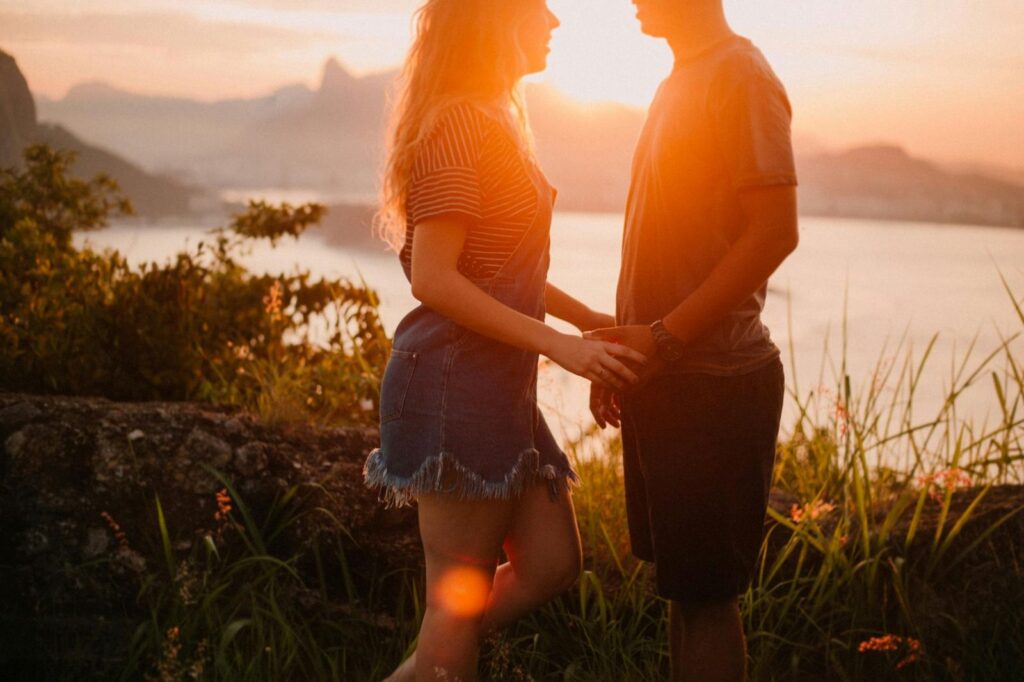 How to Get a Dismissive Avoidant to Open Up